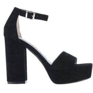 NWB Francesco Milano Chunky Heel